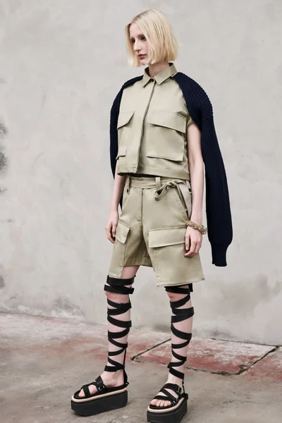 Look 17